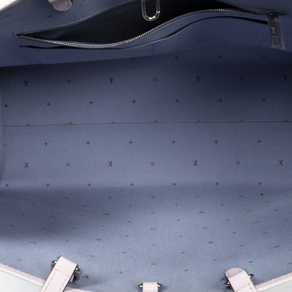 Louis Vuitton OnTheGo GM - Picture 9 of 10